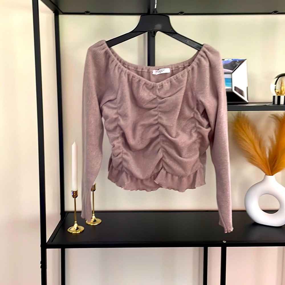 Cropped sweat from Bloomingdale’s never worn .